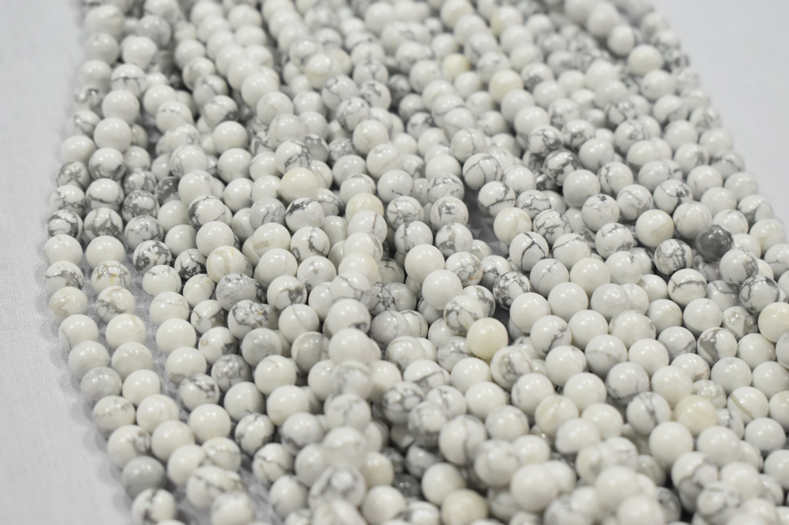Howlite Bead Strand 8mm